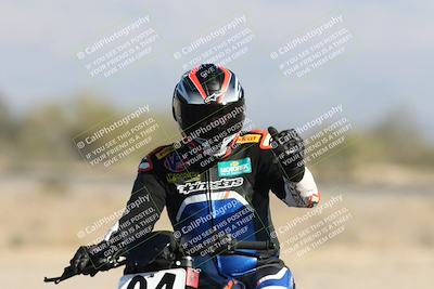 media/Dec-07-2025-CVMA (Sun) [[3e7d2de5dc]]/Race 5-Formula UL-CVMA Hooligans-American Thunder/